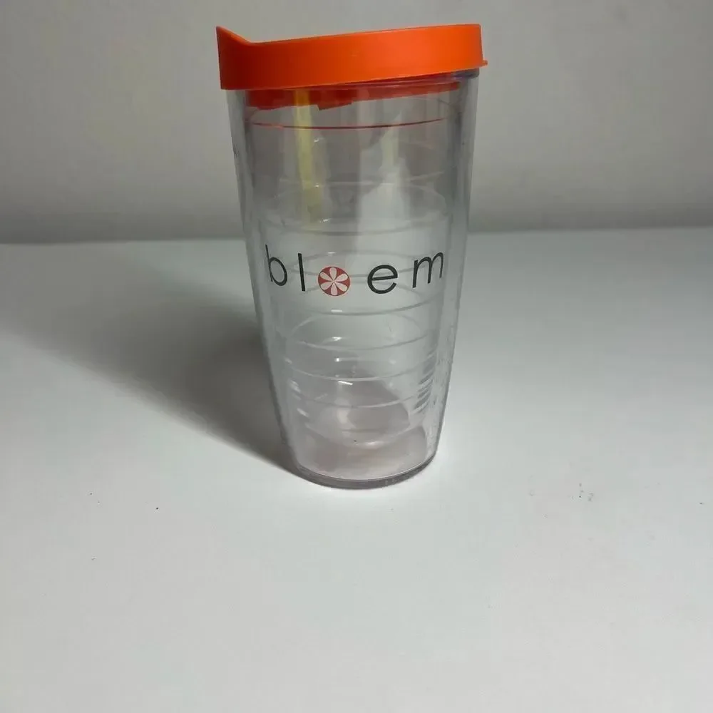 Tervis Made in USA Double Walled Clear Lidded Insulated Tumbler 16oz